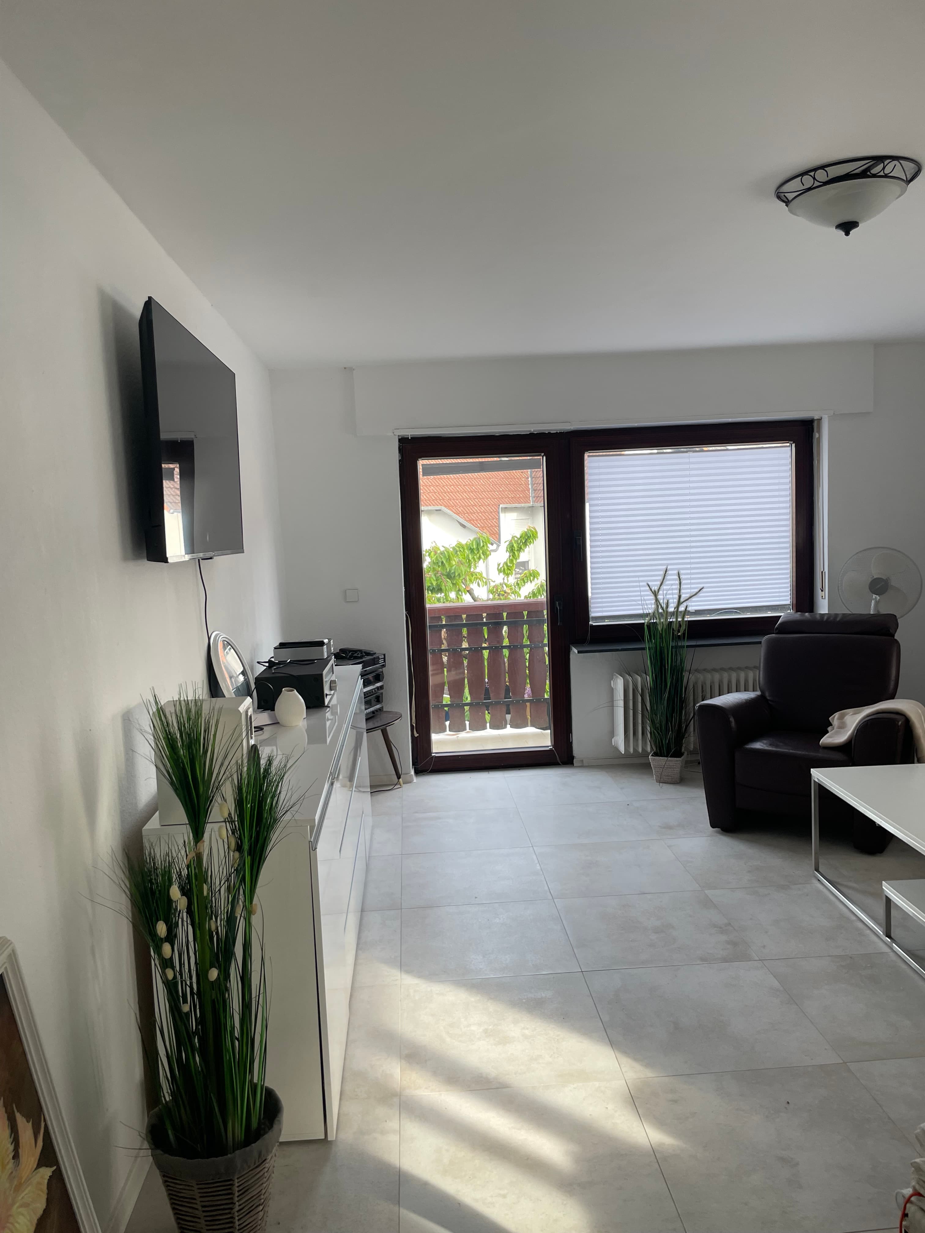 Zwischen Mitte drei Zimmerwohnung - photo 2